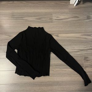 Dynamite black crop top + garage crop top